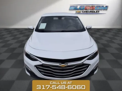 White 2020 Chevrolet Malibu LT for sale in Indianapolis, IN