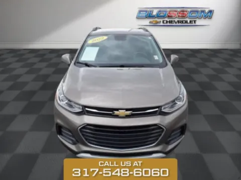 Gray 2022 Chevrolet Trax LT for sale in Indianapolis, IN