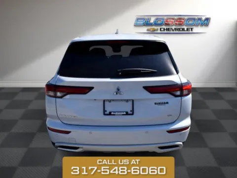 More photos of 2024 Mitsubishi Outlander SE at Quality Used Vehicles, IN