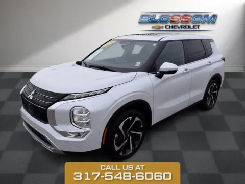 Photos of 2024 Mitsubishi Outlander SE for sale in Indianapolis, IN at Quality Used Vehicles