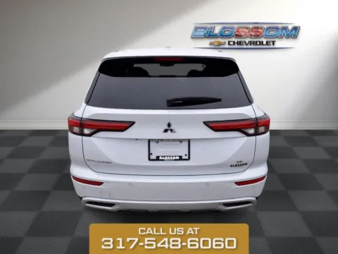 More photos of 2024 Mitsubishi Outlander SE at Quality Used Vehicles, IN