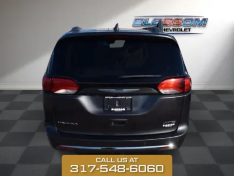 More photos of 2019 Chrysler Pacifica Limited at Quality Used Vehicles, IN