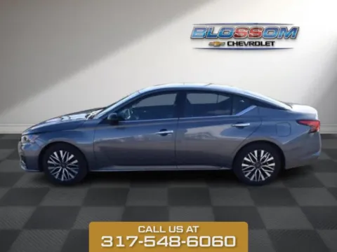 Another view of 2024 Nissan Altima 2.5 SV for sale in Indianapolis, IN at Quality Used Vehicles