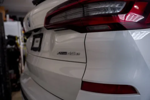 More photos of 2023 BMW X5 xDrive45e at Foreign Auto Connect, IN