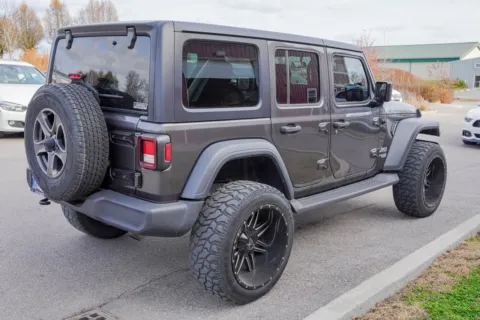 More photos of 2018 Jeep Wrangler Unlimited Sport S at Foreign Auto Connect, IN