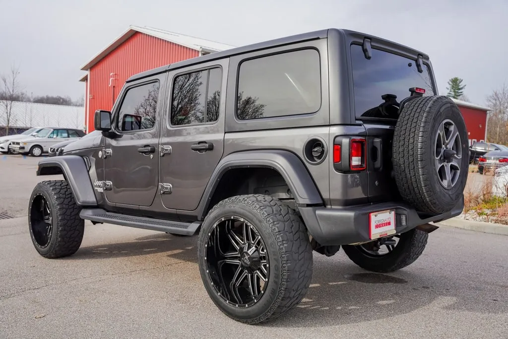 2018 Jeep Wrangler Unlimited Sport S photo 3