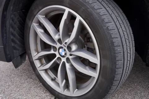 More photos of 2017 BMW X4 xDrive28i at Foreign Auto Connect, IN