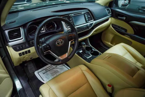 Another view of 2019 Toyota Highlander XLE for sale in Bloomington, IN at Foreign Auto Connect