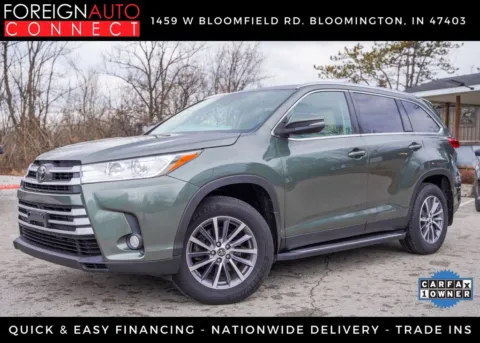 Green 2019 Toyota Highlander XLE for sale in Bloomington, IN