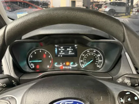 More photos of 2022 Ford Transit Connect XLT at Foreign Auto Connect, IN