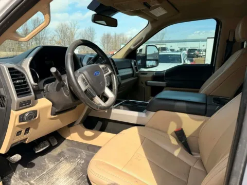 More photos of 2020 Ford F-250SD Lariat at Foreign Auto Connect, IN