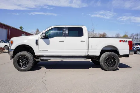More photos of 2020 Ford F-250SD Lariat at Foreign Auto Connect, IN