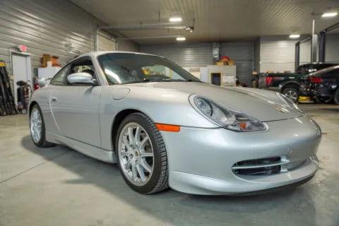 More photos of 2000 Porsche 911 Carrera at Foreign Auto Connect, IN