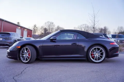 More photos of 2014 Porsche 911 Carrera 4S at Foreign Auto Connect, IN