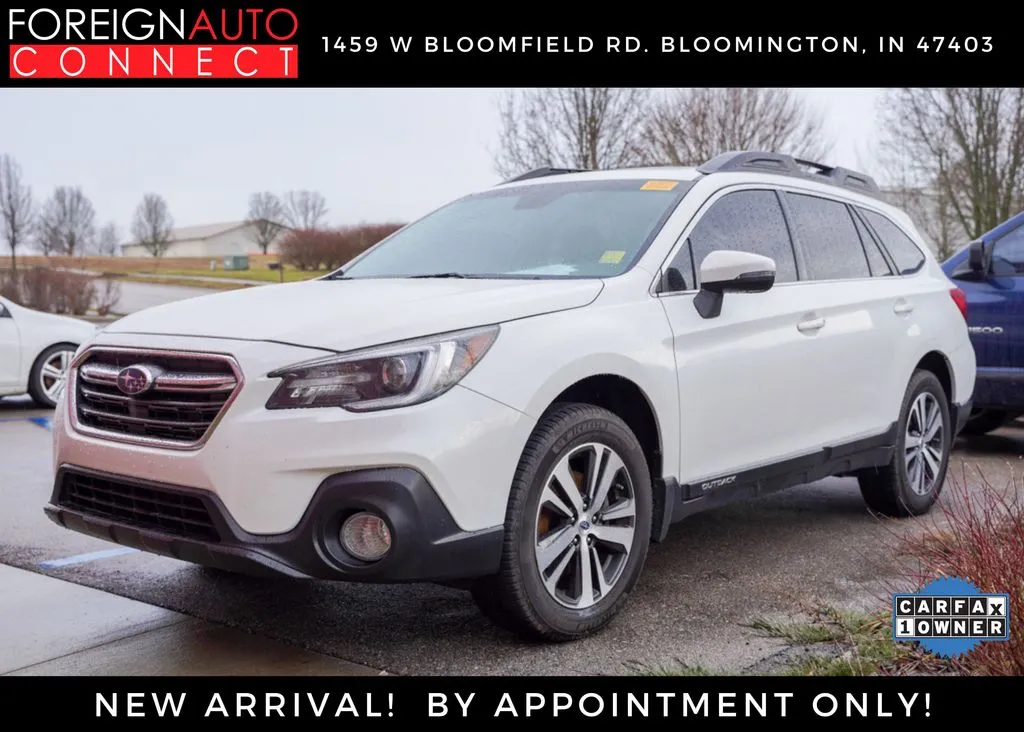 White 2018 Subaru Outback 2.5i for sale in Bloomington, IN