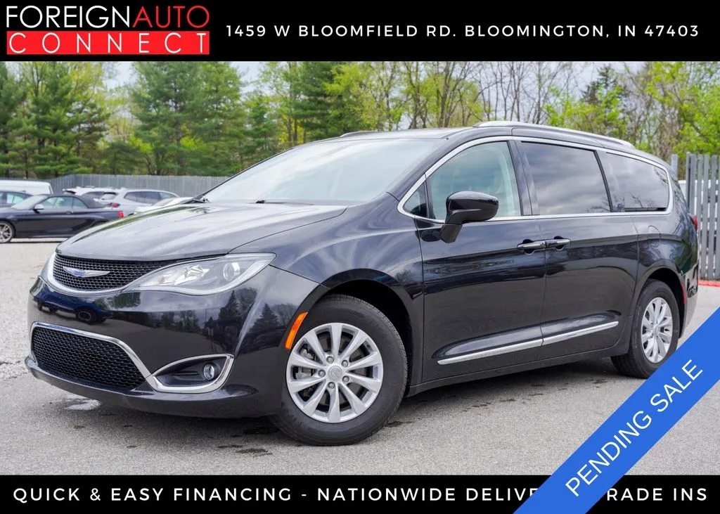2018 Chrysler Pacifica Touring L Plus for sale in Bloomington, IN