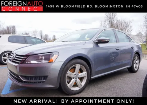 Gray 2012 Volkswagen Passat 2.5 SE for sale in Bloomington, IN