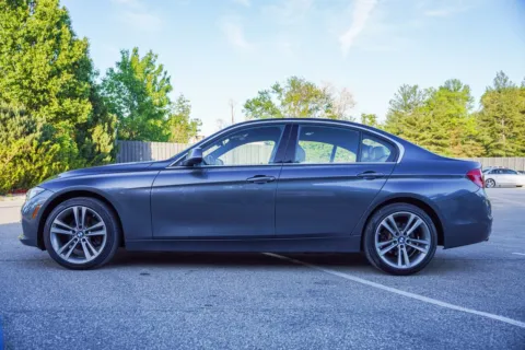 More photos of 2017 BMW 3 Series 330i xDrive at Foreign Auto Connect, IN