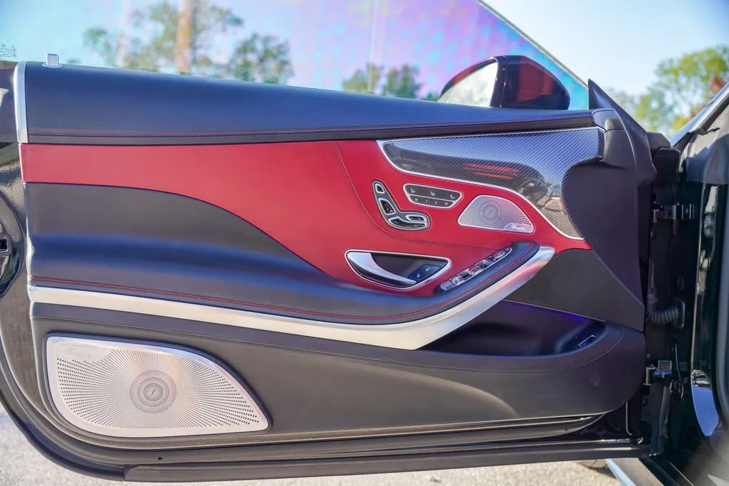 2019 Mercedes-Benz S-Class AMG S 63 - Photo 11