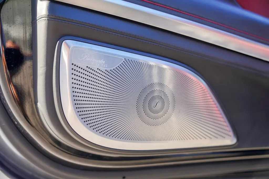 2019 Mercedes-Benz S-Class AMG S 63 - Photo 12