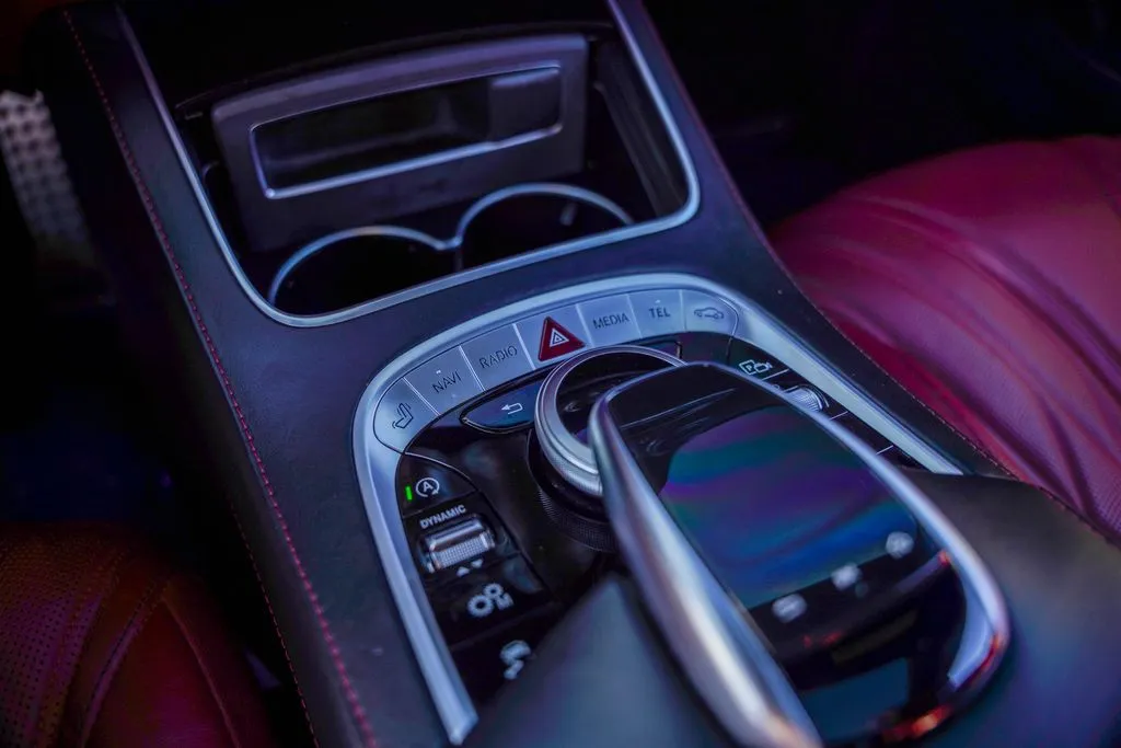 2019 Mercedes-Benz S-Class AMG S 63 - Photo 32