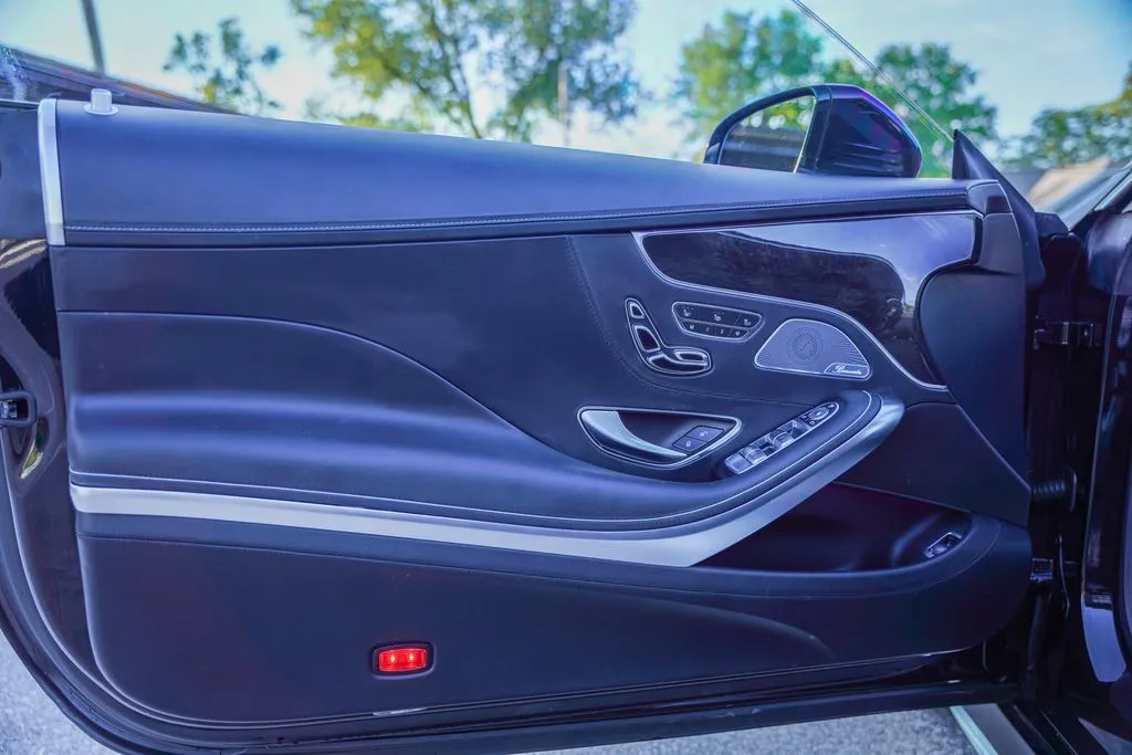 2018 Mercedes-Benz S-Class AMG S 63 - Photo 13