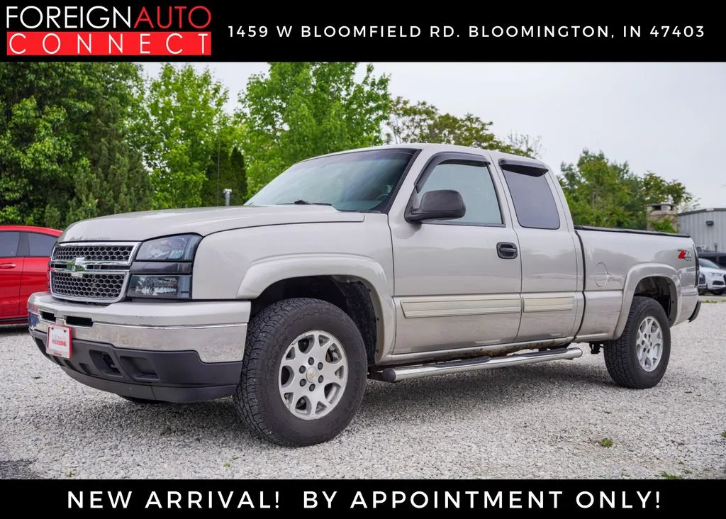 Silver 2006 Chevrolet Silverado 1500 LT for sale in Bloomington, IN