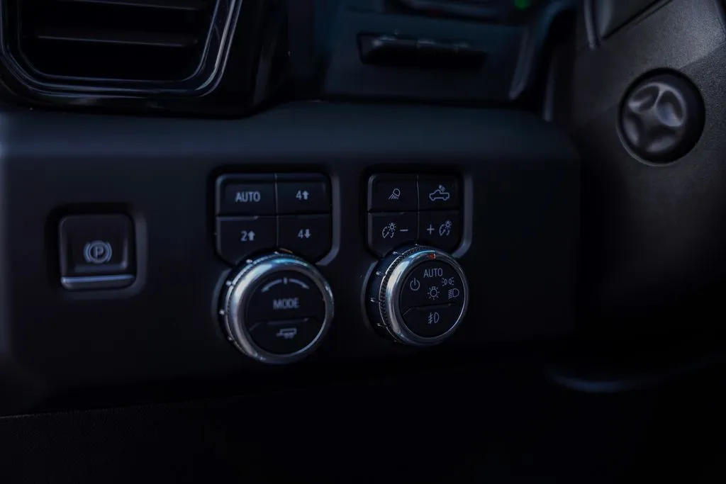 2024 GMC Sierra 1500 AT4 - Photo 22