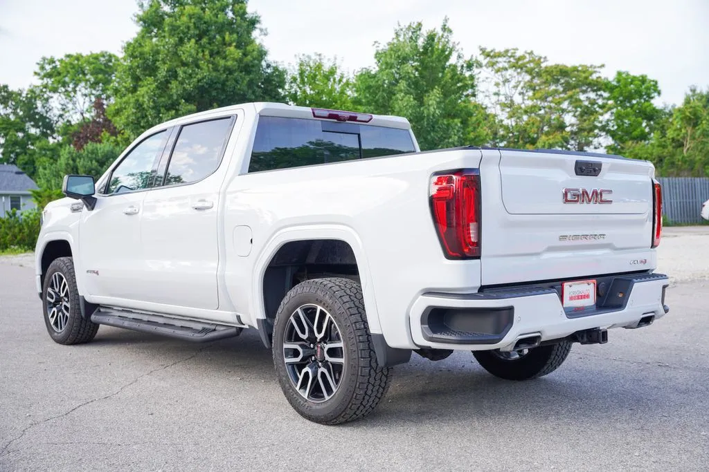 2024 GMC Sierra 1500 AT4 - Photo 7