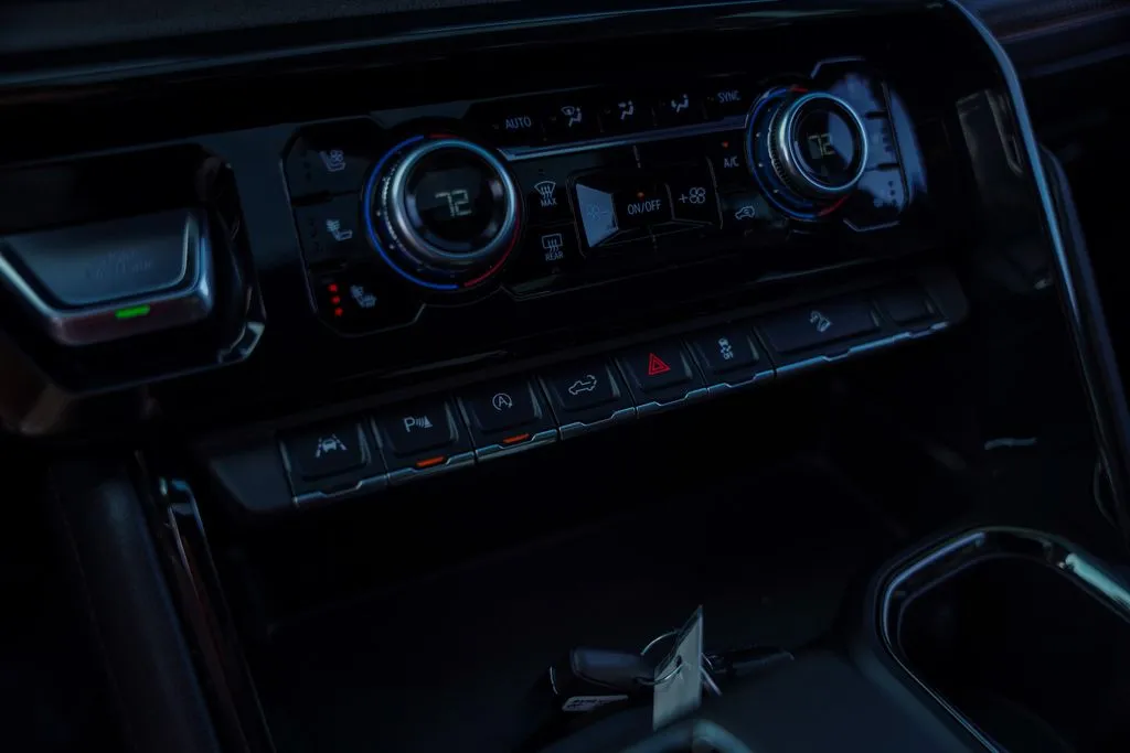 2024 GMC Sierra 1500 AT4 - Photo 32