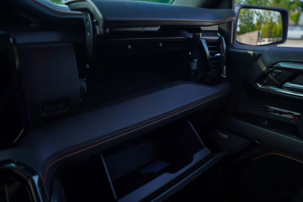 2024 GMC Sierra 1500 AT4 - Photo 35