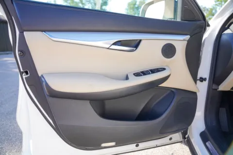 More photos of 2020 INFINITI QX50 LUXE at Foreign Auto Connect, IN
