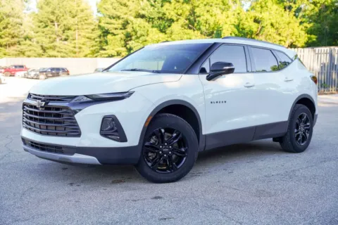 Photos of 2021 Chevrolet Blazer LT for sale in Bloomington, IN at Foreign Auto Connect