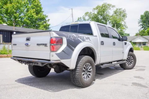 More photos of 2013 Ford F-150 SVT Raptor at Foreign Auto Connect, IN