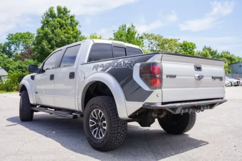 More photos of 2013 Ford F-150 SVT Raptor at Foreign Auto Connect, IN
