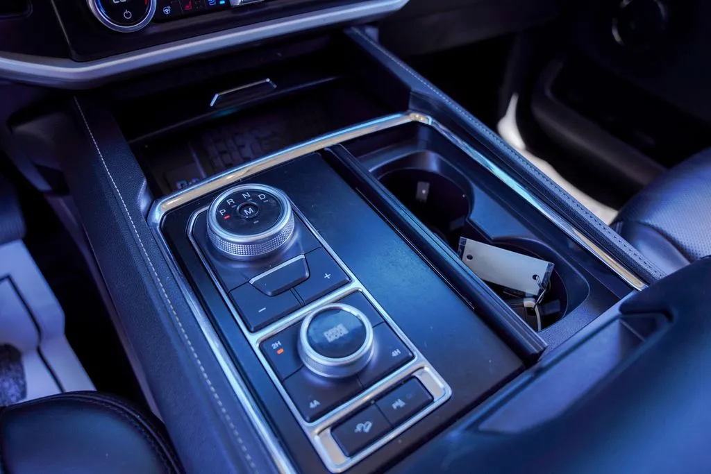 2022 Ford Expedition XLT - Photo 24