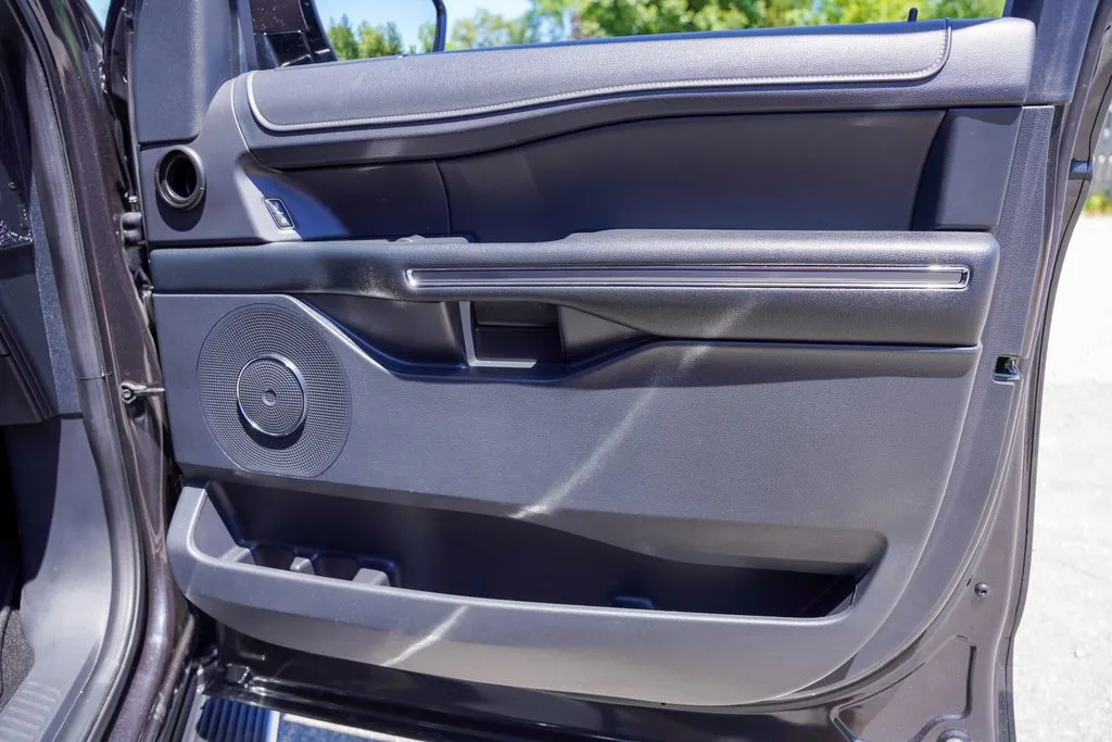 2022 Ford Expedition XLT - Photo 36