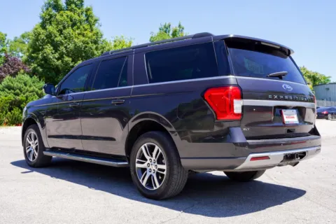 More photos of 2022 Ford Expedition Max XLT at Foreign Auto Connect, IN