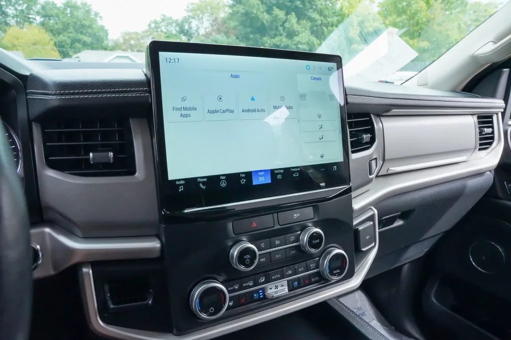 2022 Ford Expedition XLT - Photo 19