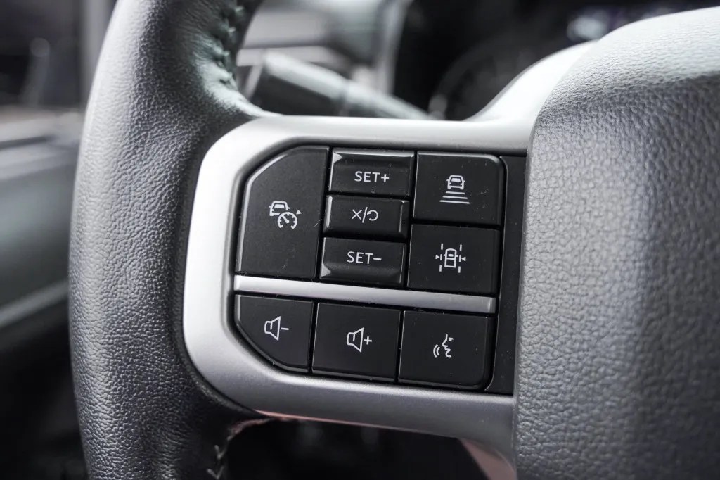 2022 Ford Expedition XLT - Photo 16
