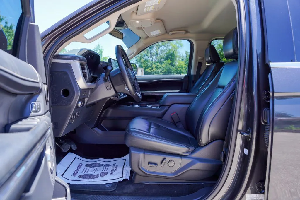 2022 Ford Expedition XLT - Photo 14