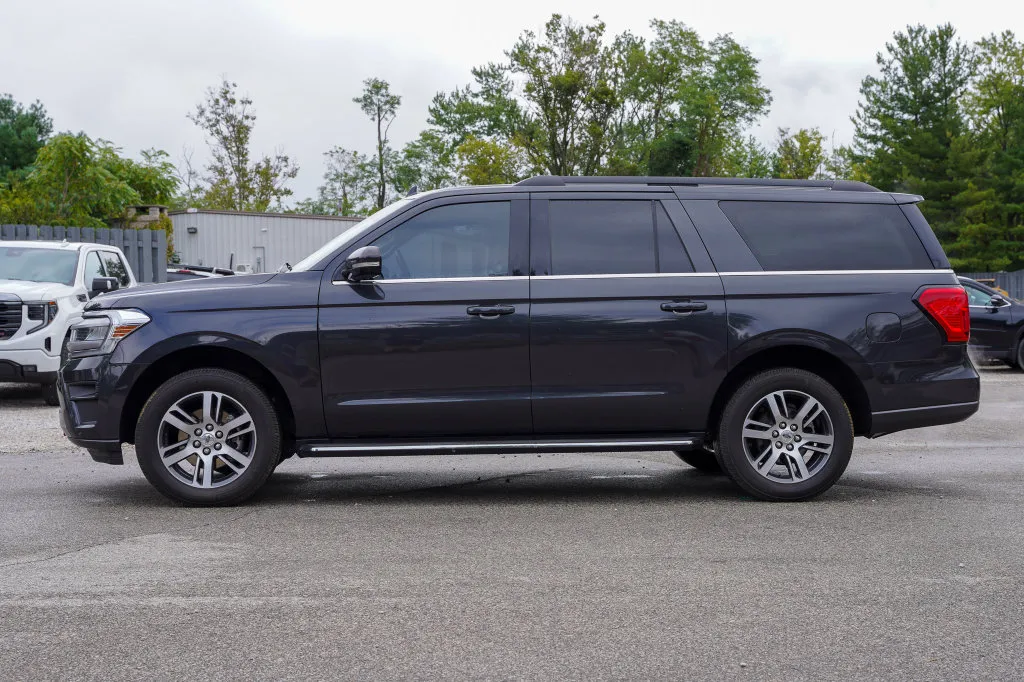 2022 Ford Expedition XLT - Photo 6