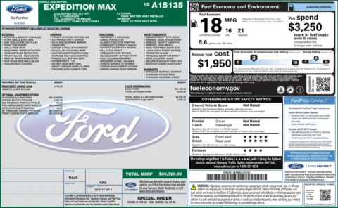 Photos of 2022 Ford Expedition Max XLT for sale in Bloomington, IN at Foreign Auto Connect