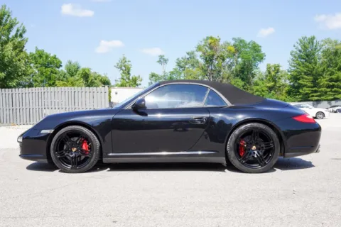 More photos of 2010 Porsche 911 Carrera 4S at Foreign Auto Connect, IN