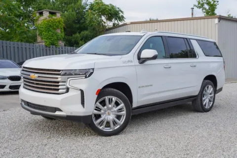 Photos of 2021 Chevrolet Suburban High Country for sale in Bloomington, IN at Foreign Auto Connect
