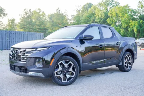 Photos of 2023 Hyundai Santa Cruz Limited for sale in Bloomington, IN at Foreign Auto Connect