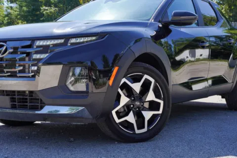 Another view of 2023 Hyundai Santa Cruz Limited for sale in Bloomington, IN at Foreign Auto Connect