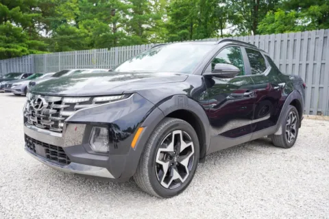 Photos of 2023 Hyundai Santa Cruz Limited for sale in Bloomington, IN at Foreign Auto Connect