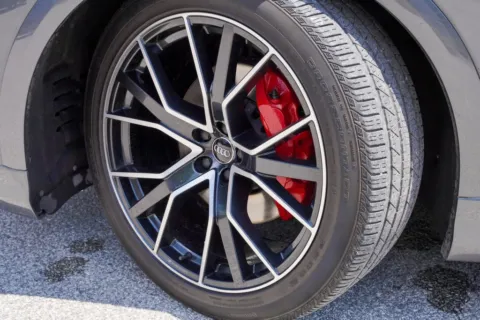More photos of 2020 Audi Q8 55 Prestige at Foreign Auto Connect, IN