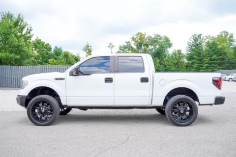 More photos of 2014 Ford F-150 XLT at Foreign Auto Connect, IN